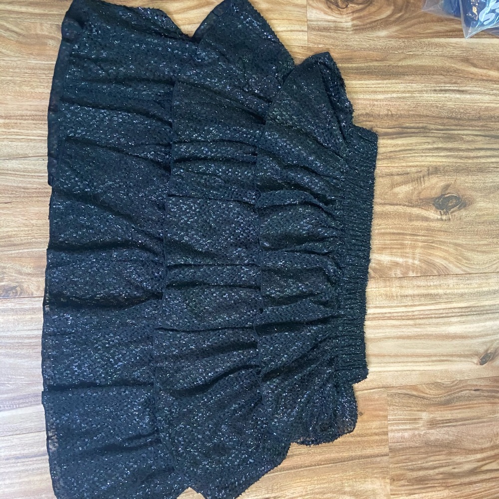 Who what wear 3 tier ruffle skirt black glitter M